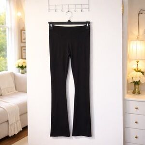 ✨ Gymshark Pilates Flare Pants – High Waisted Size XS